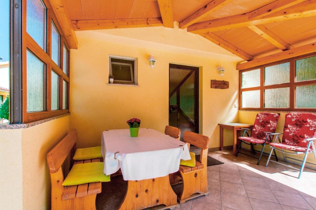 Apartments With A Parking Space Vinez, Labin - 11851 Bagian luar foto